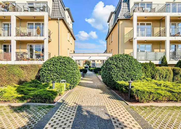 Appartement Sunny With Parking On The And Friendly Estate By Rent Like *