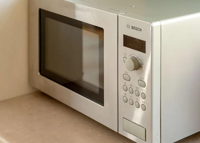 Sunny With Parking On The And Friendly Estate By Rent Like Appartement *