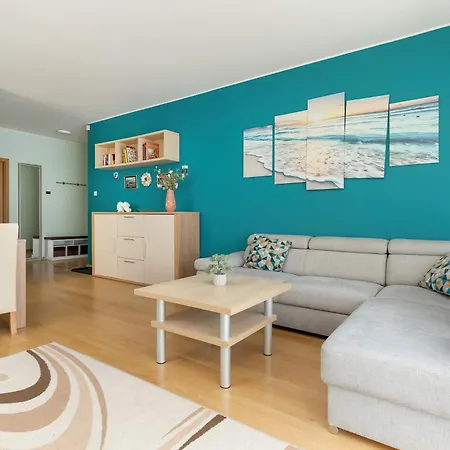 Appartement Sunny With Parking On The And Friendly Estate By Rent Like Sopot