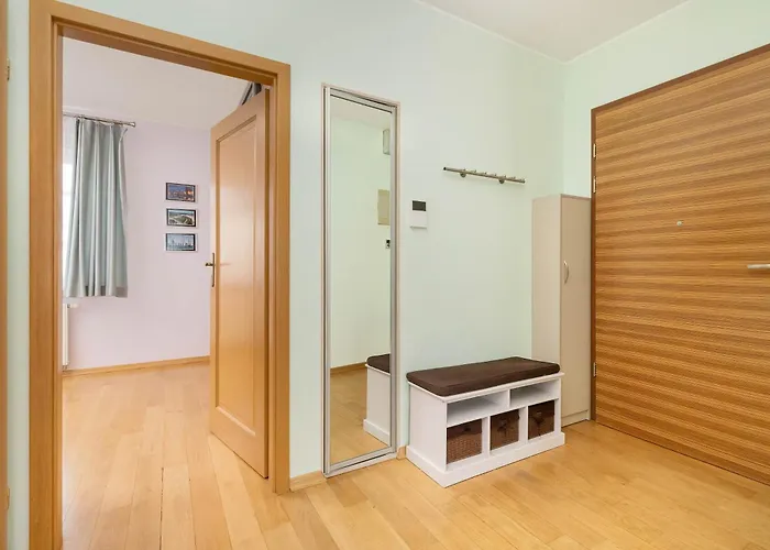 Sunny With Parking On The And Friendly Estate By Rent Like